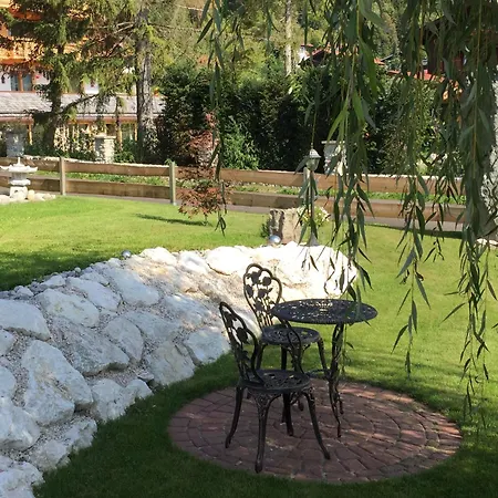 Apartment Haus Am Wiesbach Reit im Winkl