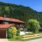 Haus Am Wiesbach Appartamento *